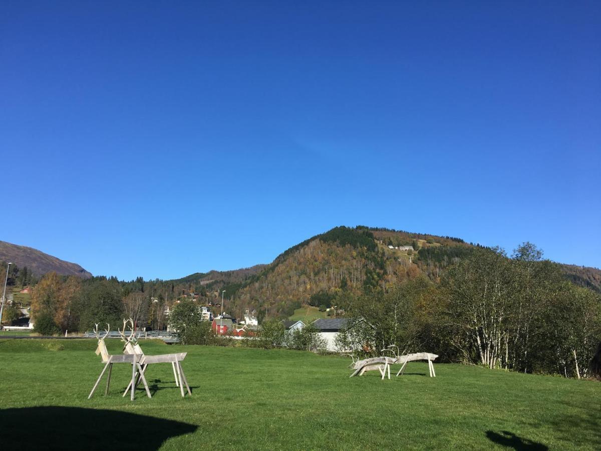 Voss- Oppheim Suite Private Cozy Cabin Vossestrand Luaran gambar