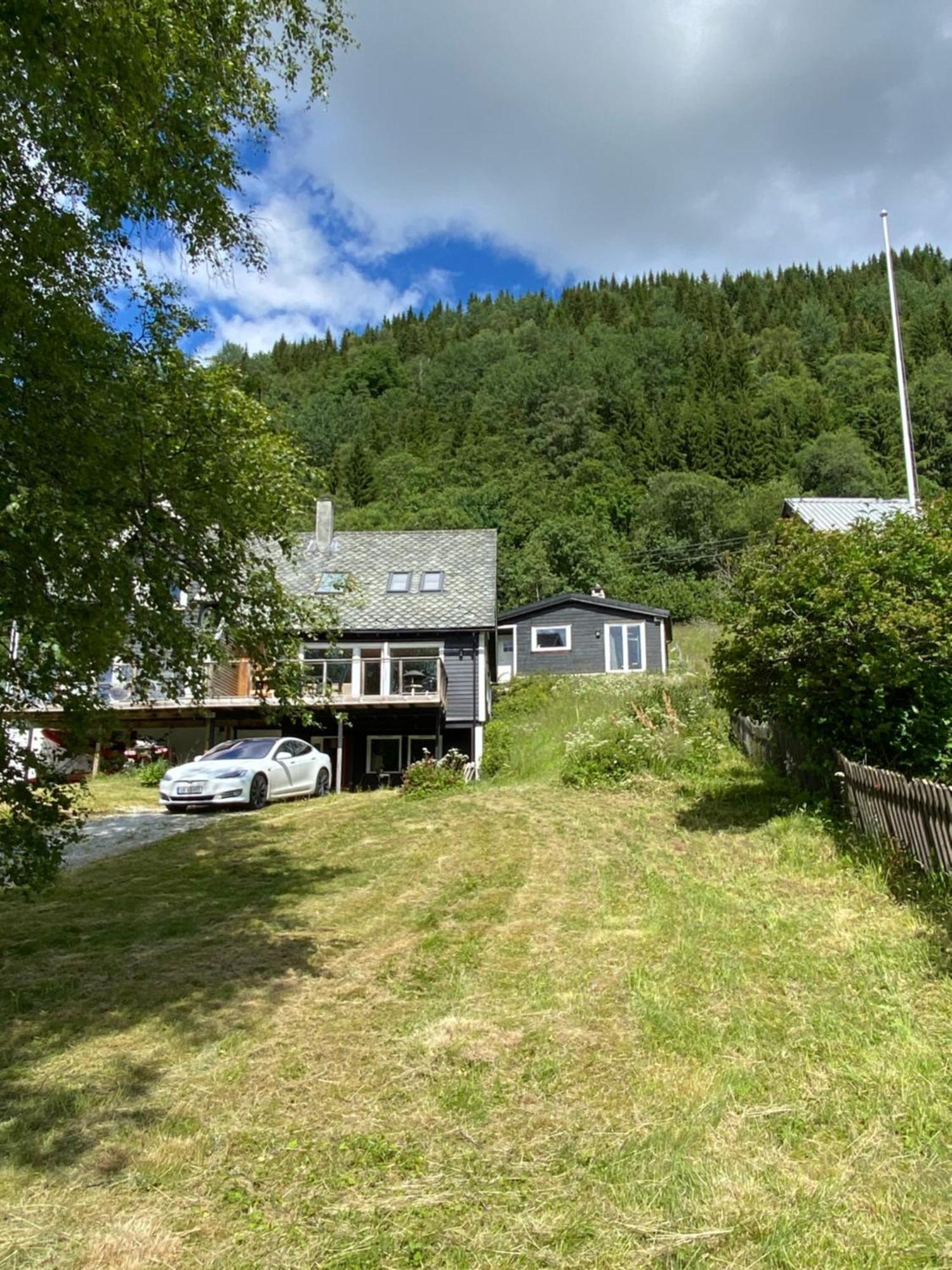 Voss- Oppheim Suite Private Cozy Cabin Vossestrand Luaran gambar